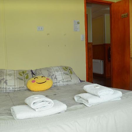Готель Smile Patagonia (Adults Only) Пуерто-Наталес Екстер'єр фото